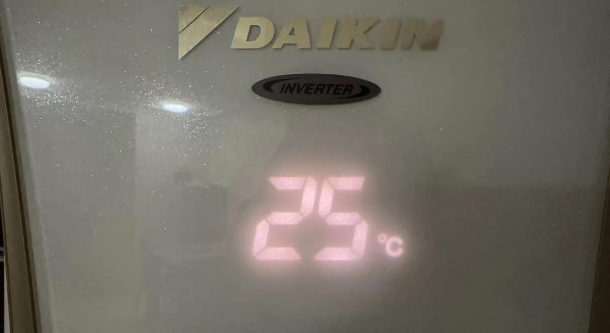 全球五大顶级空调品牌5、松下，属于日系高端里综合体验一流。4、日立，中央空调