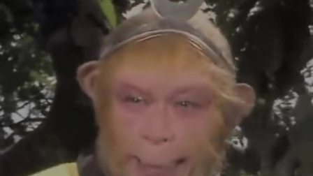 西游记孙悟空被压山下插曲(好听感人经典!)_土