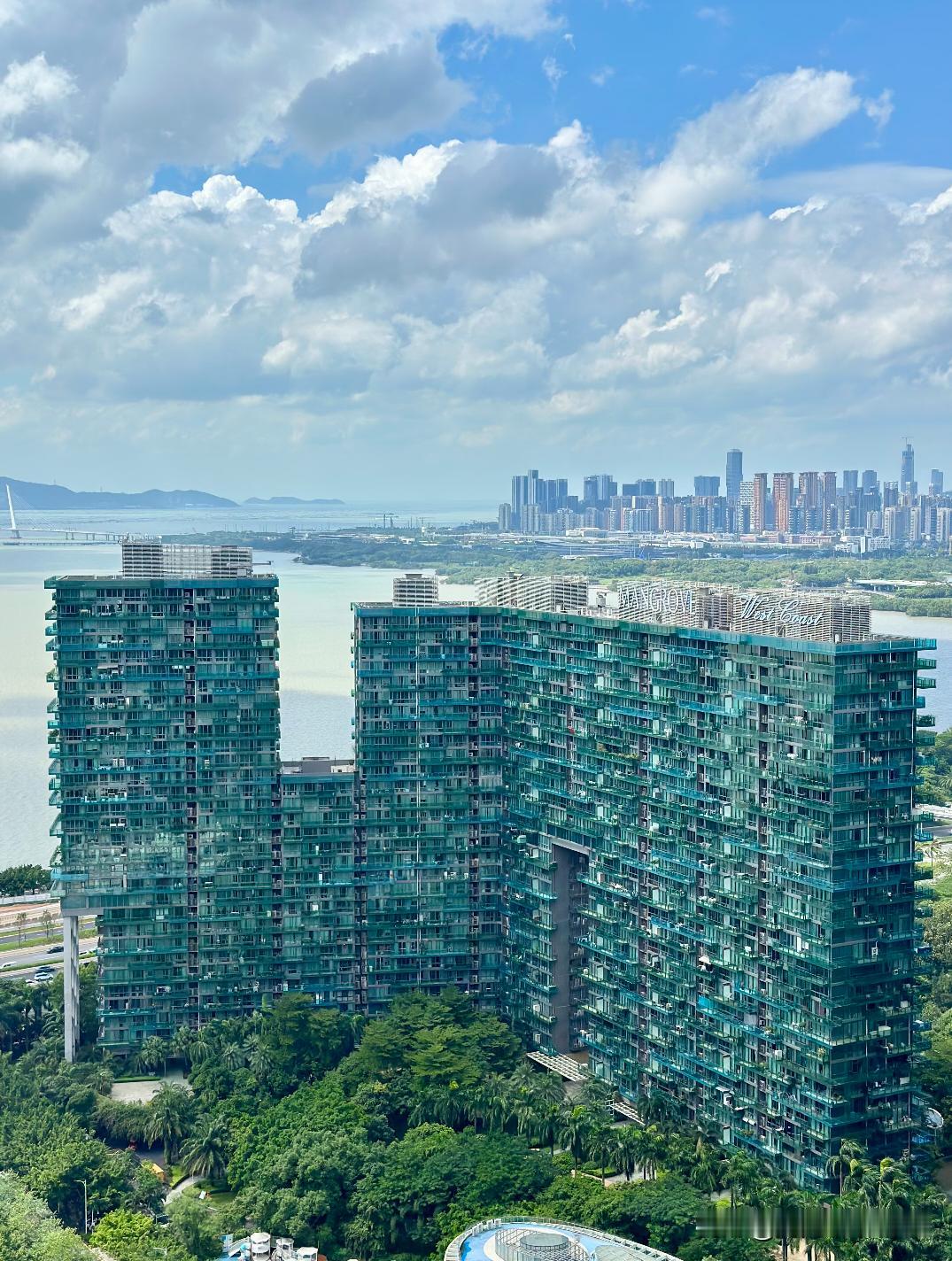 20年过去了，它依然是深圳房产界的“顶流”在深圳楼市中，有一个神奇的存在——红