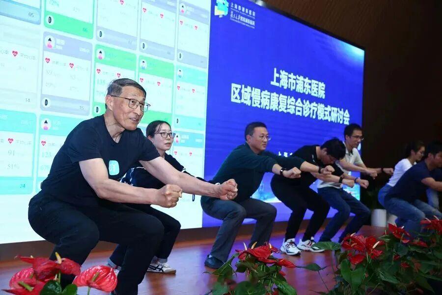 中西医都推荐的一个“防癌动作”，不跑不跳，站着不动就有效很多人一听说“防癌”，第