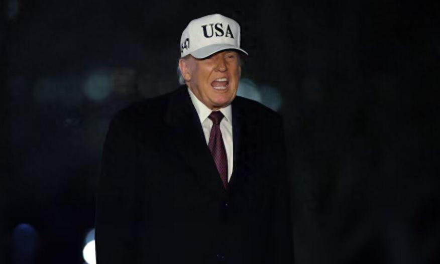 深夜一声惊雷，美国这次彻底摊牌了！特朗普深夜发威：时机已到，没有谁可以阻拦美国！