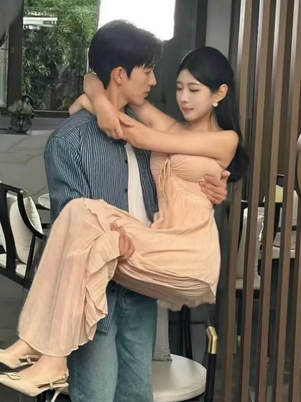事实证明，女演员牺牲比男演员大啊！