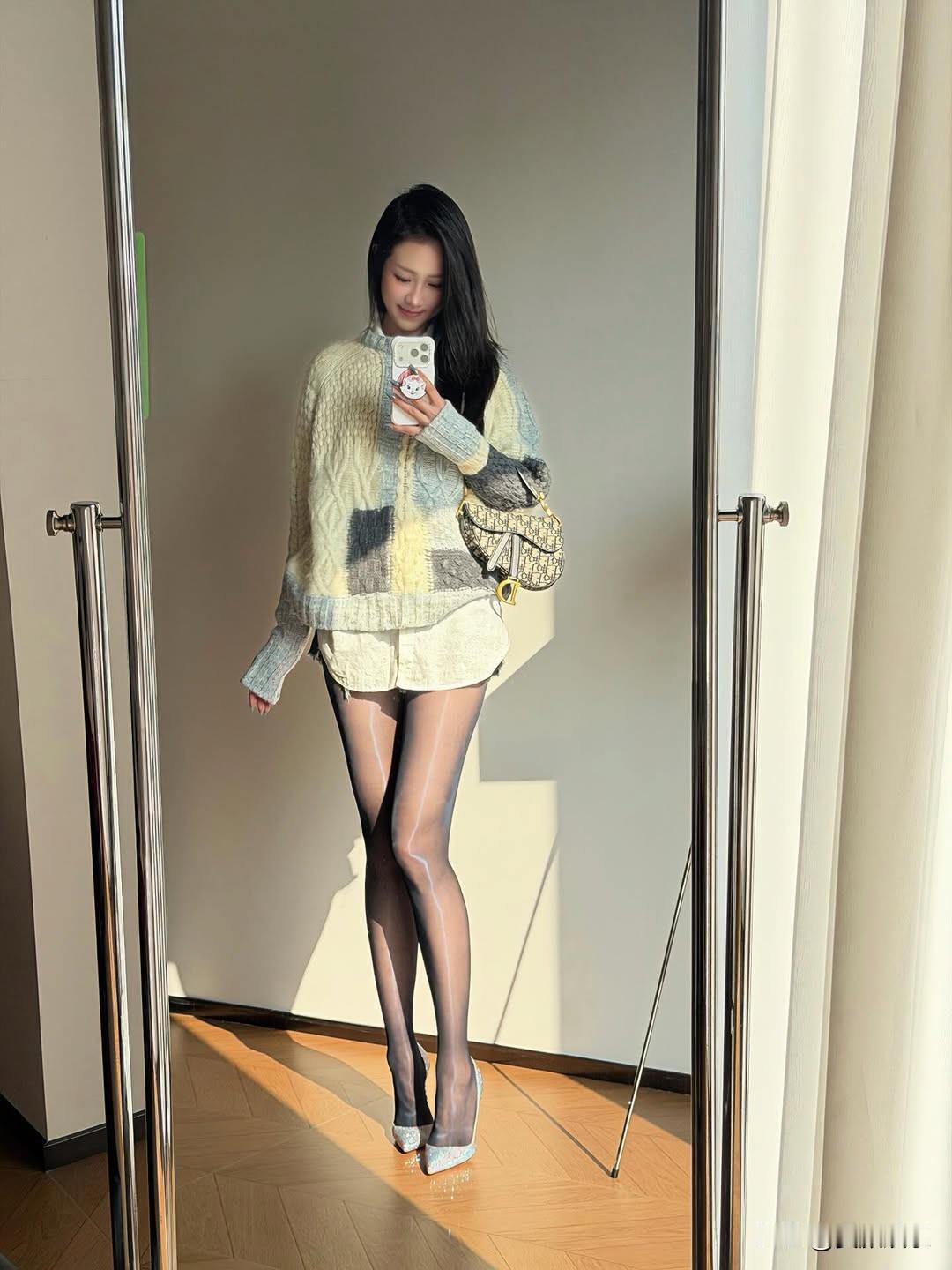 甜美穿搭指南：毛衣+短裙，元气满满！💖✨