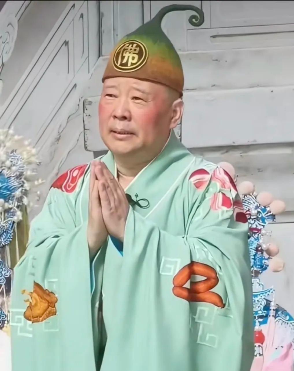 我问了学法律的老朋友，郭德纲这事，严重吗？他在相声圈这么多年会怎么样？朋友直言