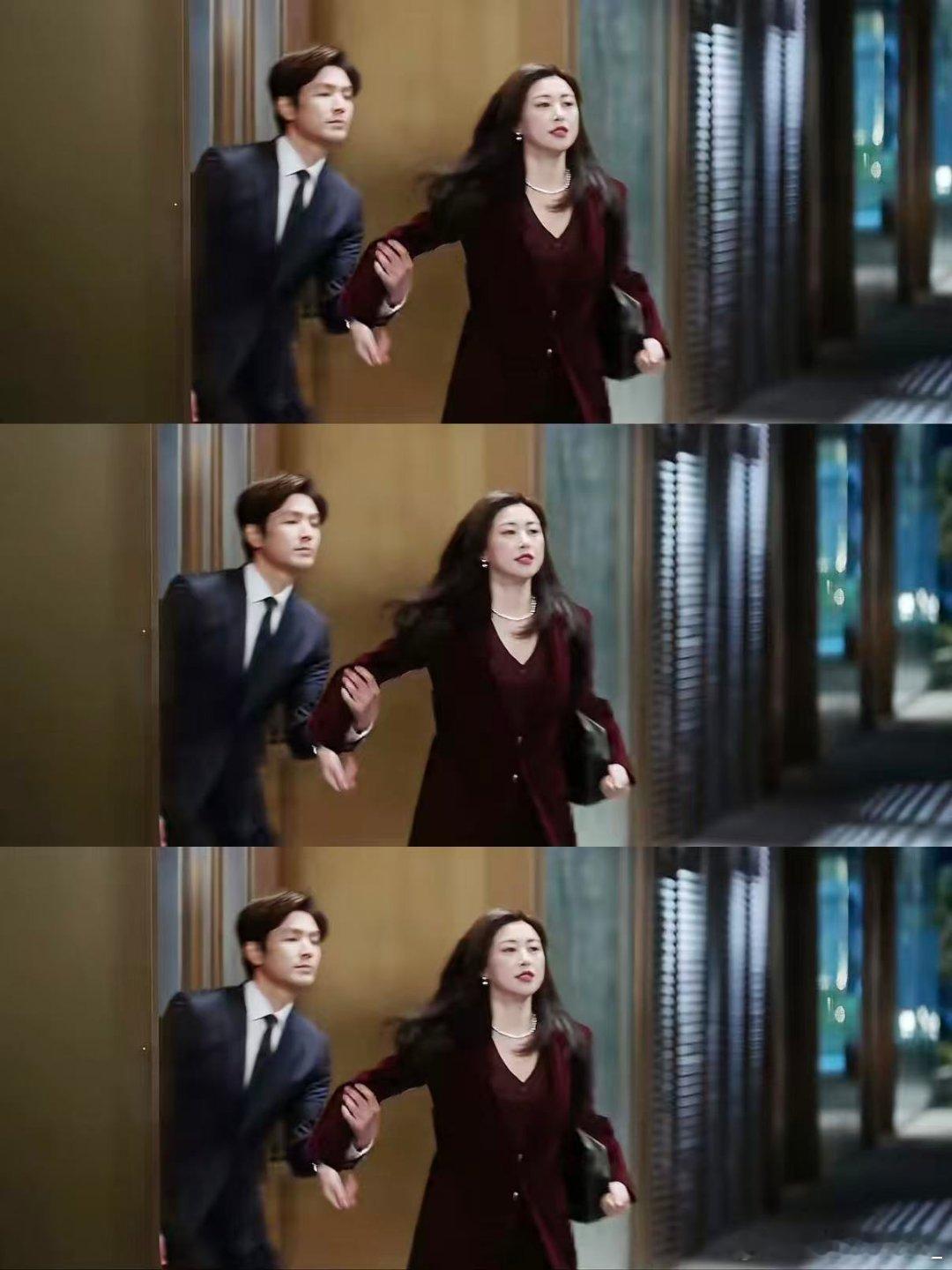 朱珠40岁正是上下通杀的年纪花裙子在她身上能穿出一整个春天，那份贵气不是首饰给的