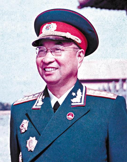 陈赓为何英年早逝？抗美援朝期间，陈赓和志愿军司令部的战友们聊天时，曾预言自己活不