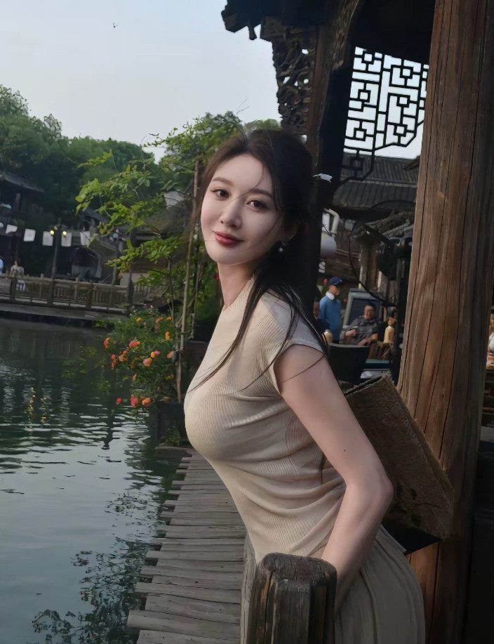 少妇像那迷魂汤，能说会道还会装