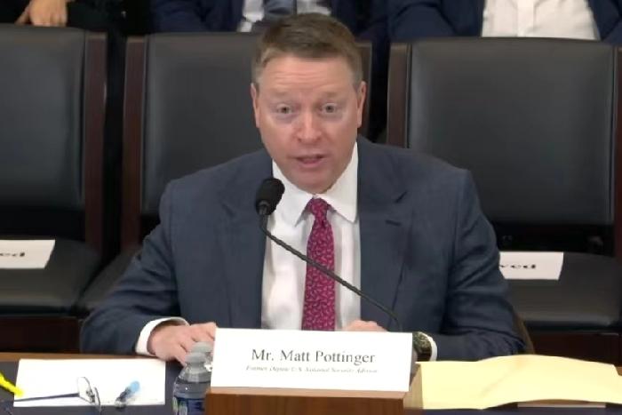 美议员:中国早有了，所以才拒绝......美国会炸锅！1月15日，香港《南华