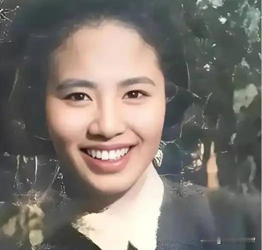 1974年张茜临终一句嘱托，锁住陈家三兄弟，妹妹出嫁后才懂母亲的苦心197