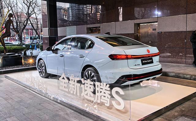 全新一代速腾S和新揽巡上市你会买嘛全新一代速腾S定位紧凑型轿车，引领A+级发展