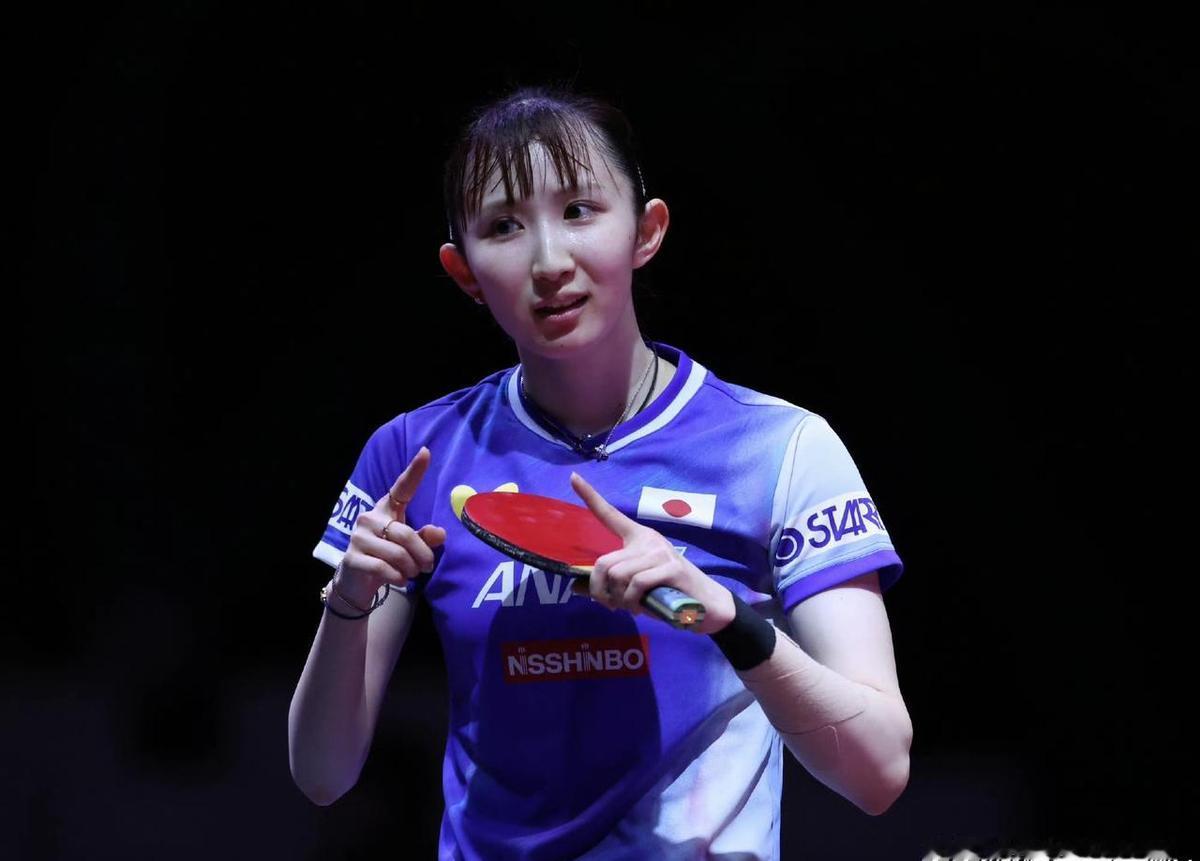 国乒女双没全来，但每一对都带着任务。覃予萱/纵歌曼和韩菲儿/杨屹韵首轮就打起来