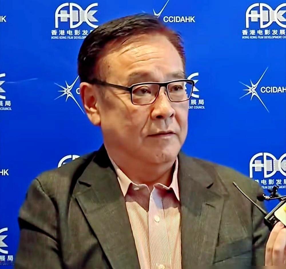 电影圈大佬尔冬升当年看走眼了，他觉得这片子铁定赔钱。结果成本1400万，票房