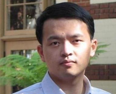美国彻底搬起石头砸了自己的脚！为了掐断中国芯片命脉，它用一场学术骗局把顶尖专家张