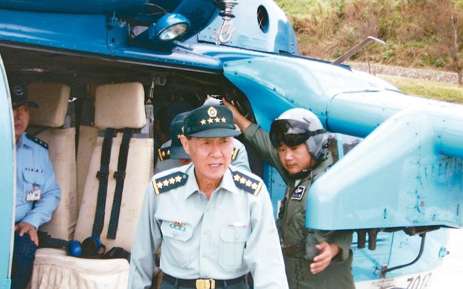 台军一级上将曾下令死守台海，但为回安徽老家探亲祭祖，主动辞去一级上将终身职职位！