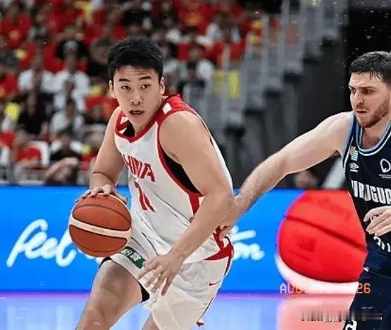 中国男篮惨败乌拉圭，揪出四大输球罪魁祸首：两天前在佛山顺德德胜体育中心以8
