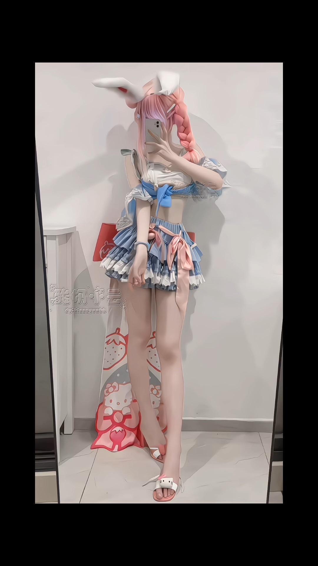 装可爱好难  还好我是真的爱装