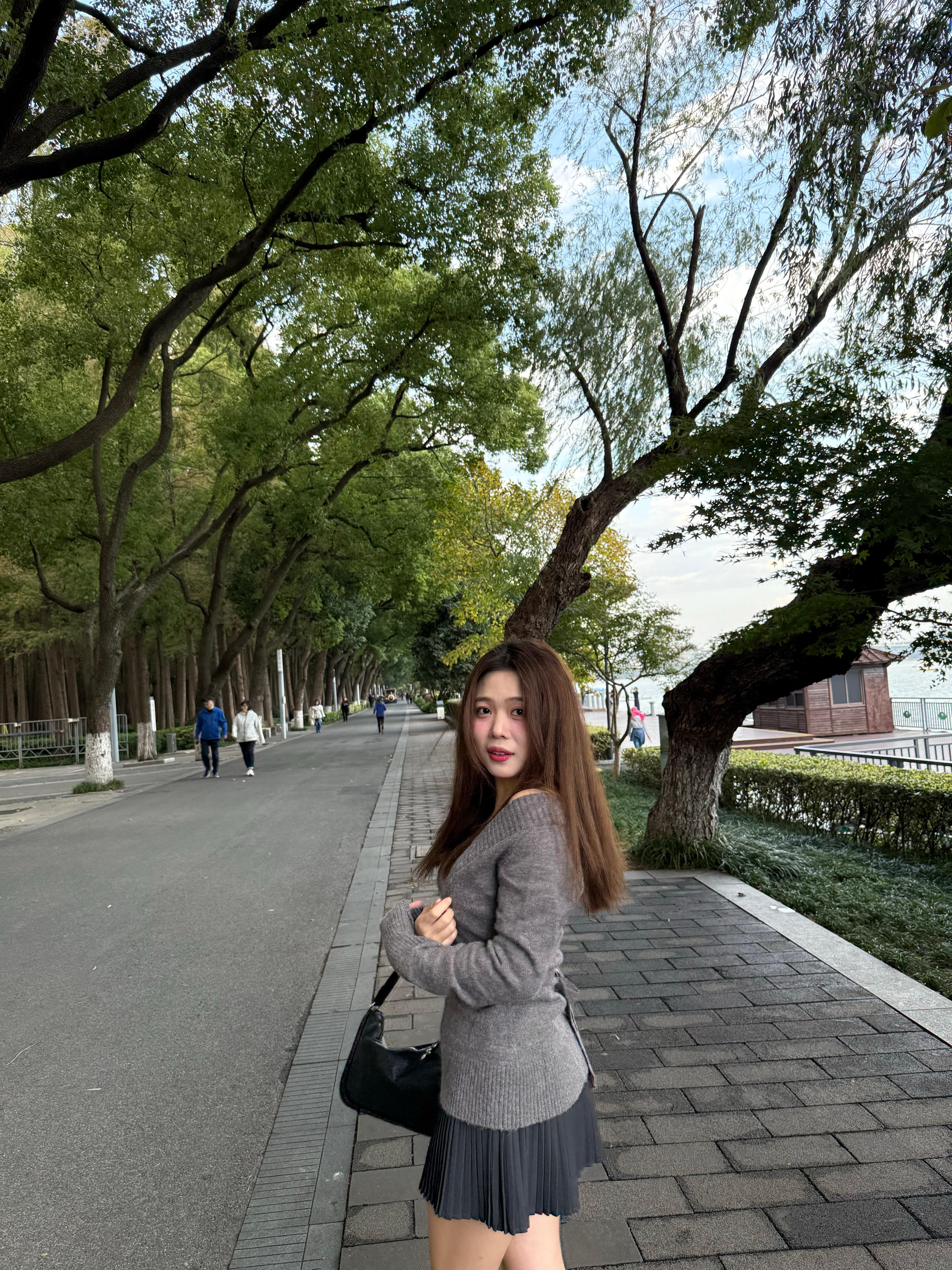 来玄武湖晒太阳吧☀️