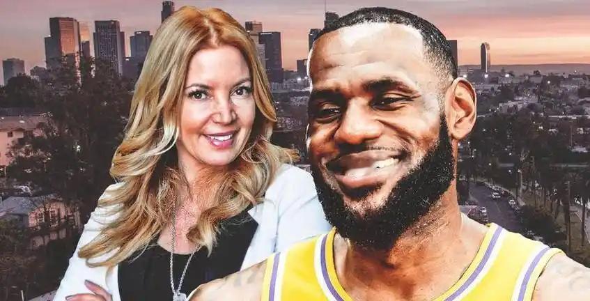 真是失去价值就开始嫌弃了。2018年当詹姆斯宣布将天赋带到洛杉矶时，整个湖人