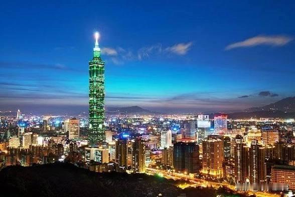 国民党智库今天（15日）公布最新民调，不仅打破了外界对台湾民意的刻板印象，更在“