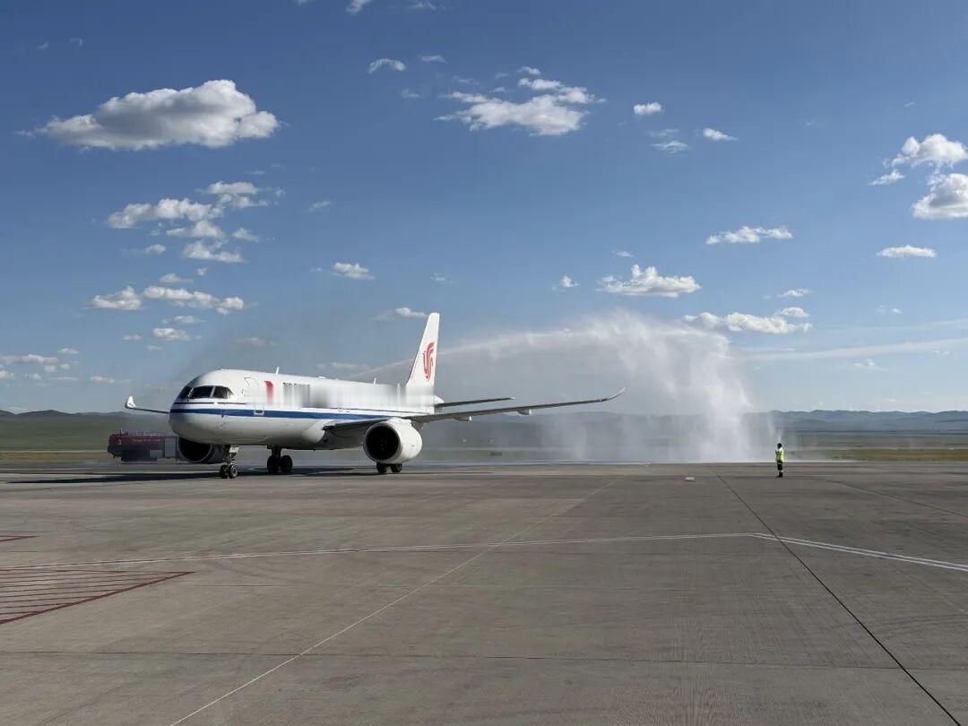 【中国航空航空C919，成功首飞国际商业航线】8月12日下午，中国国际航空公司
