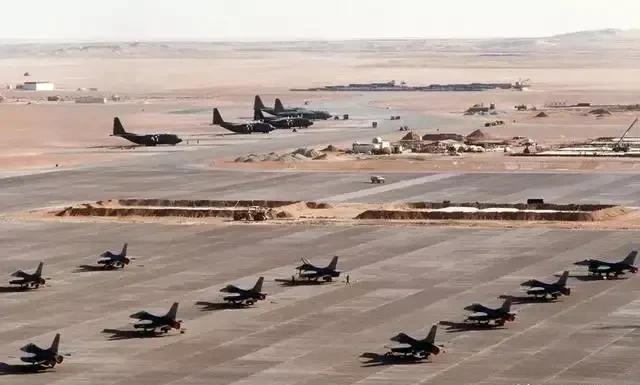 1981年6月，伊拉克核反应堆建造已到关键时刻，突然，以色列16架战机超低空侵入