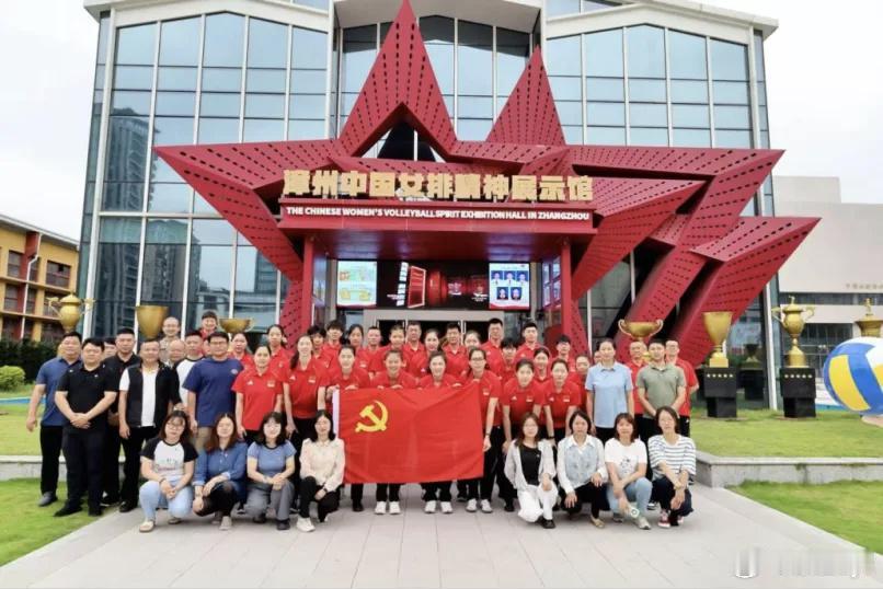 【女排世联赛】南京站:最有可能的14名队员名单:主攻: