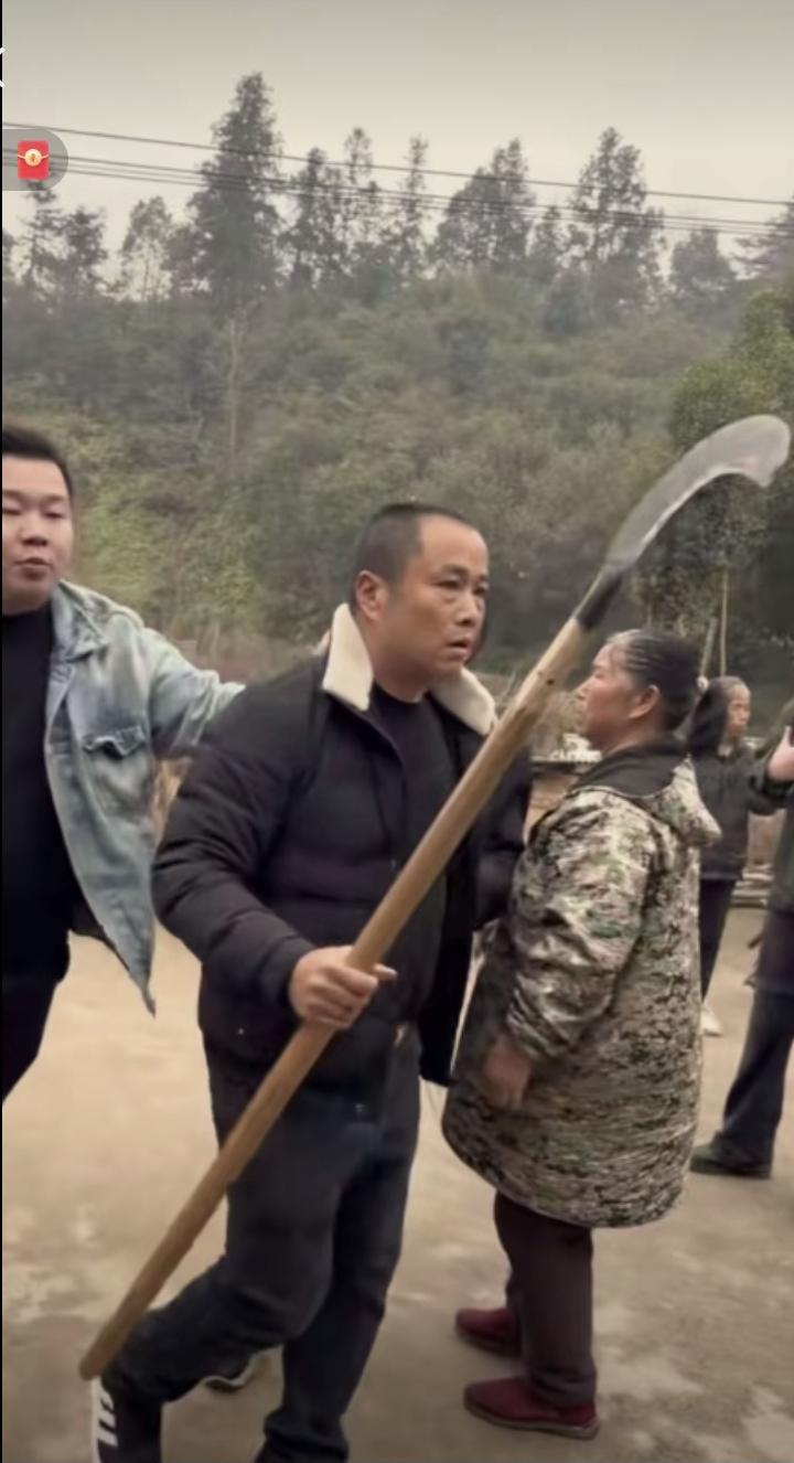 株洲这个事情太离谱了，有争执是能理解的，但是你都把这个掏出来了，这就不能理解了！