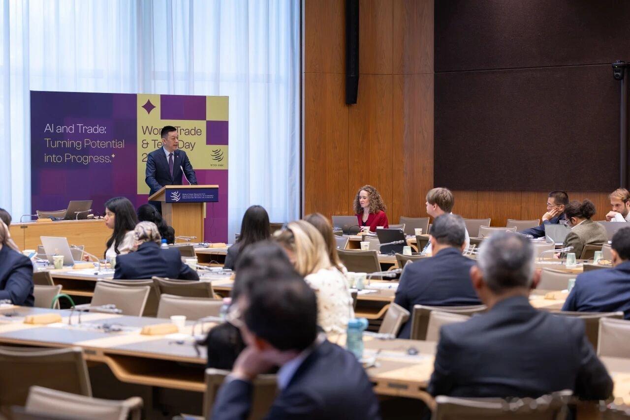 我为什么支持蔚来，因为这家公司的理念和格局与我们常见的企业是不同的，真正顶尖的企