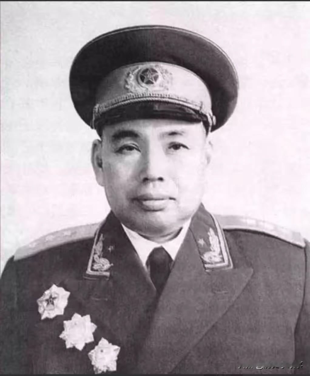 1969年，许世友用一桌野味宴请刘伯承。刘伯承见菜问道：