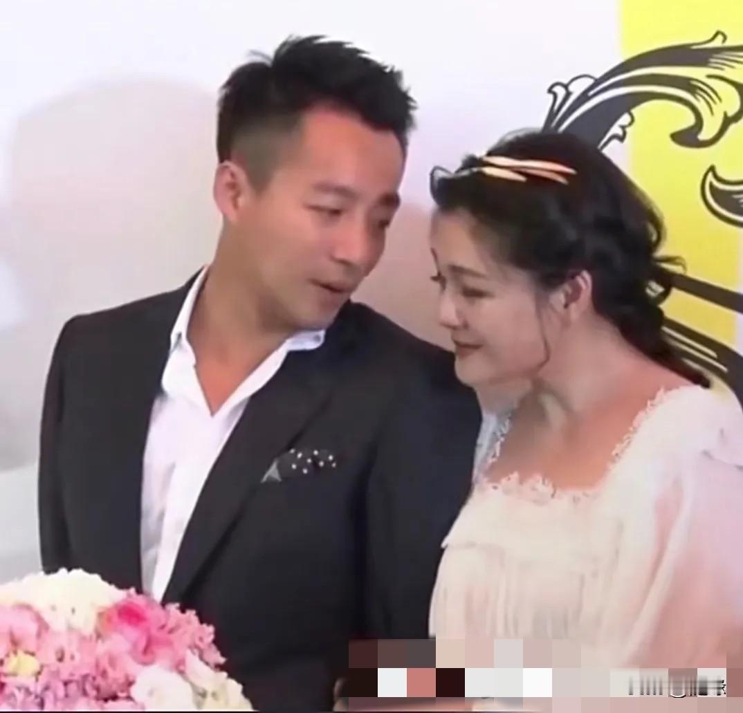 假如汪小菲没有出轨，大S应该会幸福一辈子！她以为自己是他的最爱，没想到她不是