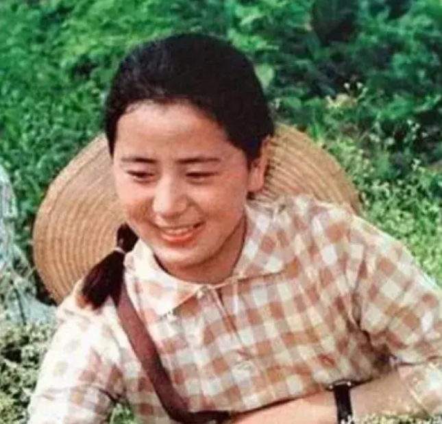 1980年，北京知青为回城，狠心抛弃3岁儿子。没想到，43年后，她去医院检查，发