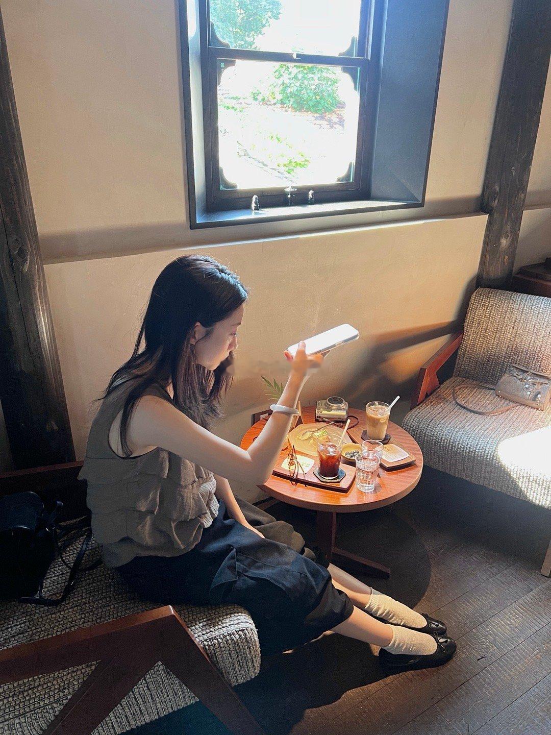 好热南京热过吐鲁番