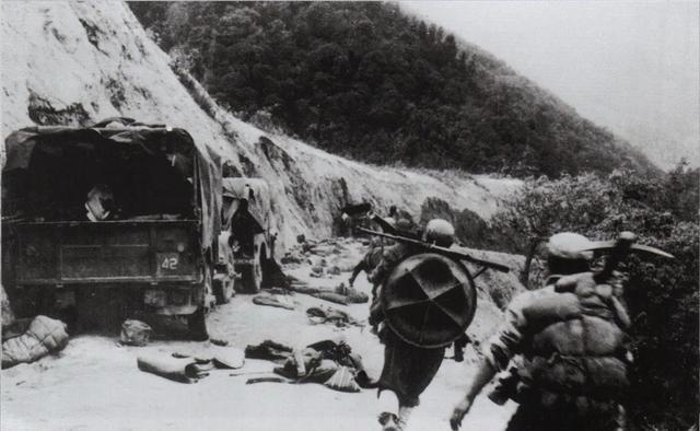 1962年我军缴获印度上百军车，却加满燃油全部归还，对方事后才明白原委1959