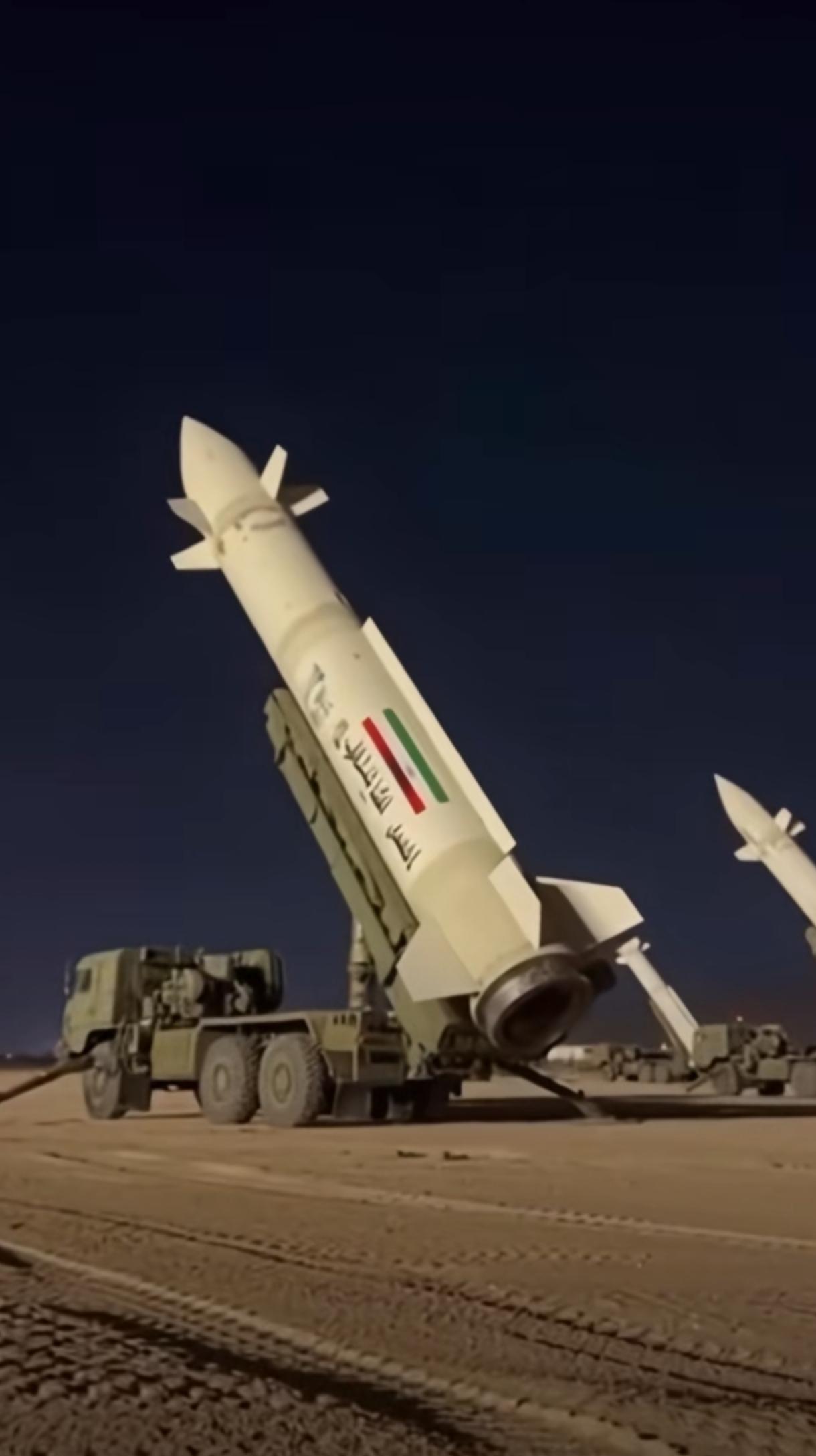 ♦伊朗最核心的反击武器法塔赫-2高超音速导弹：伊朗自主研发的法