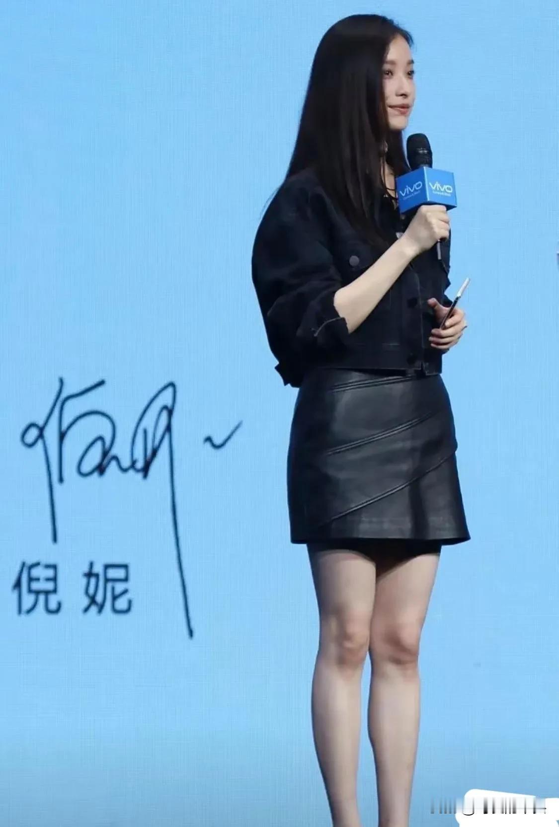 左边是倪妮，右边是李冰冰，从颜值上看感觉还是倪妮比较耐看。要从气质上来看，