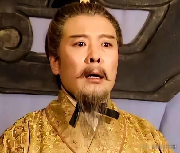 三国演义里面，关羽被害后，刘备伤心痛哭，要为兄弟报仇。几乎所有人都拦着他。拦