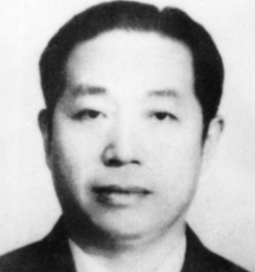 策划刺汪事件后华克之奔赴延安，毛主席为何劝他不要留在陕北？1937年5月4