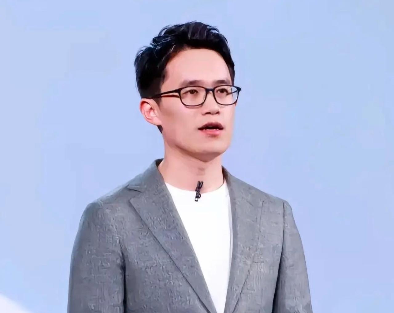 我有预感，王腾以后估计很难找女朋友了，不是他没钱，也不是不帅气，而主要是因为