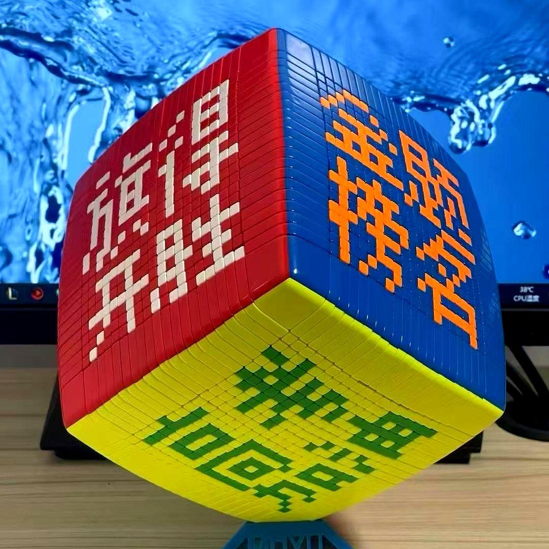 语文交卷那一刻，男孩对父母摆手：冲985不敢想了。下午数学出来，再摆手：211
