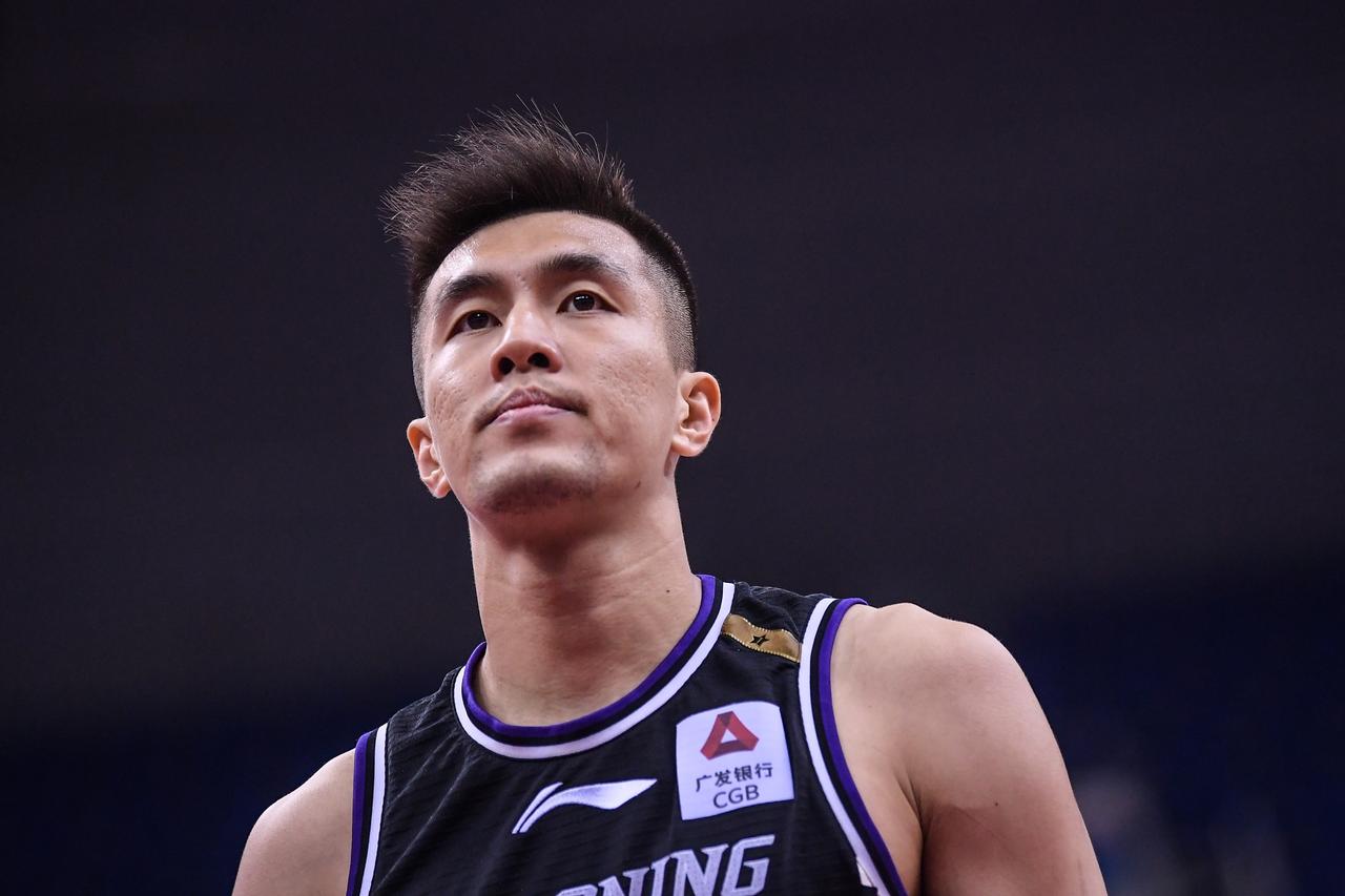 本赛季结束后，今年夏天将有多名CBA顶薪球员合同到期，郭艾伦，贺希宁，付豪，高