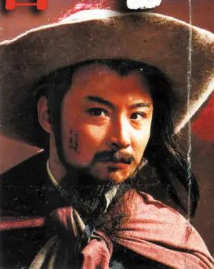 人生如戏，戏如人生。林教头现实中也这么憋屈，真是气得喷出一口老血。怎么能呢？人设