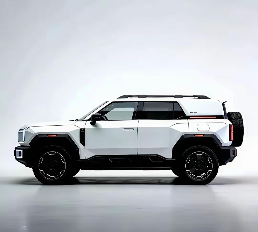 方程豹钛7月销量24000多台，但是方程豹钛9这路线明显不对，对标猛士817，这