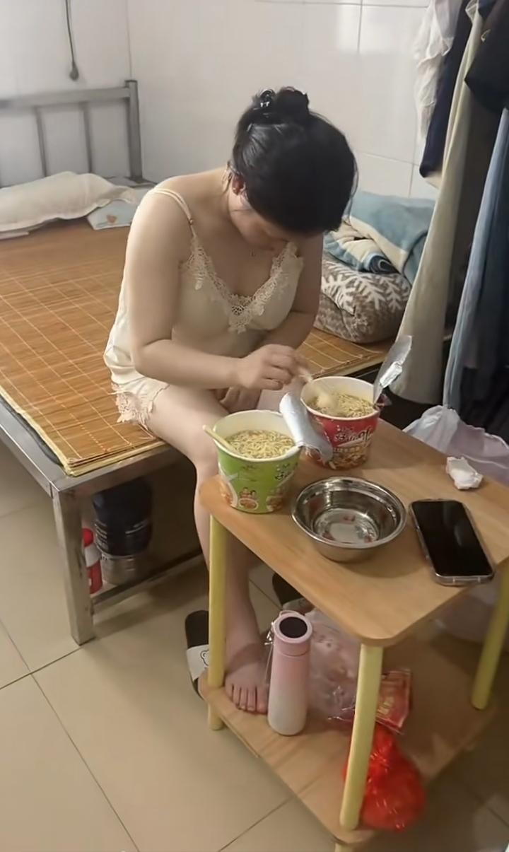 这条件可以了吧？牛肉面都吃两碗！