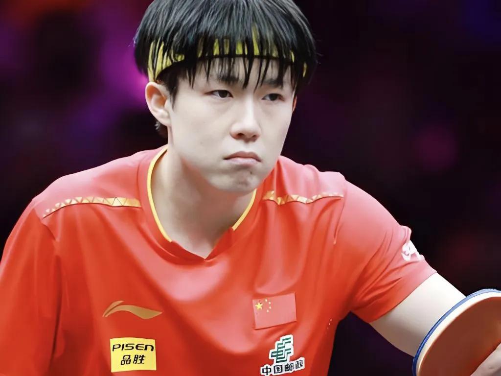 三下五除二，拆摩托还得看大头！王楚钦4：0拿下张本智和，既像砍瓜切菜，又有点