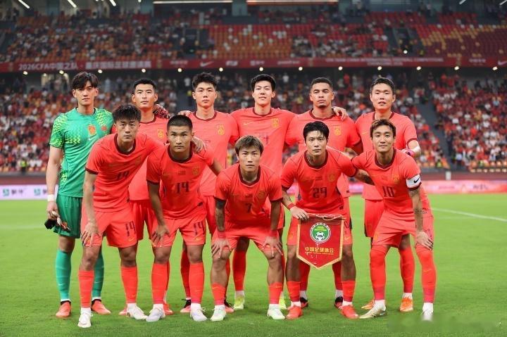 董路评国足0-3：邵佳一对新西兰没清晰认知他必须变阵我不认识他9月27日晚间