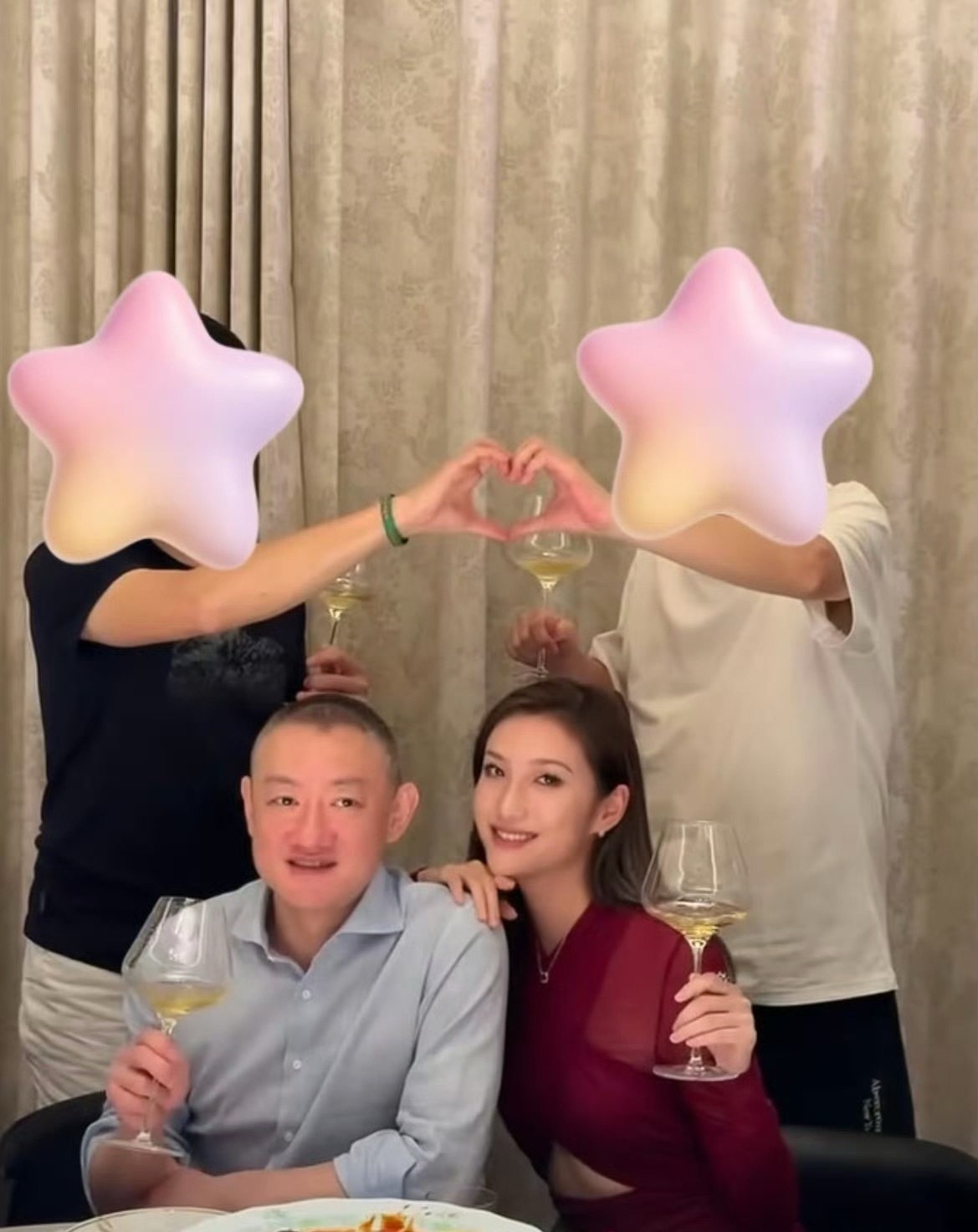 汪雨回应京城四少称号汪雨回应和汪小菲、王珂、王烁一起被誉为“京城四少”。不屑于“