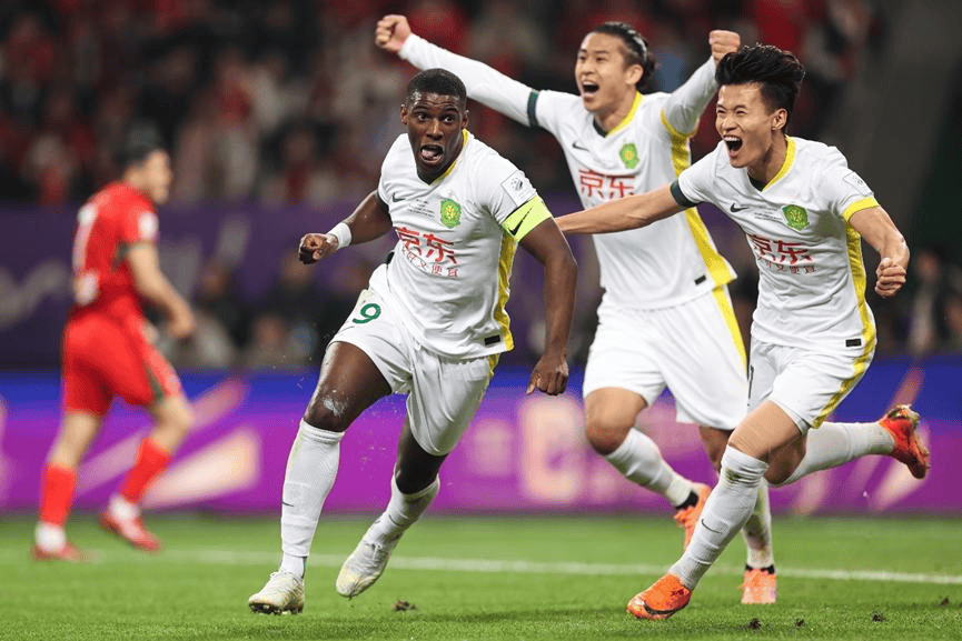 足球报: 国安外援仅法比奥有现象级发挥, 其余人表现平淡