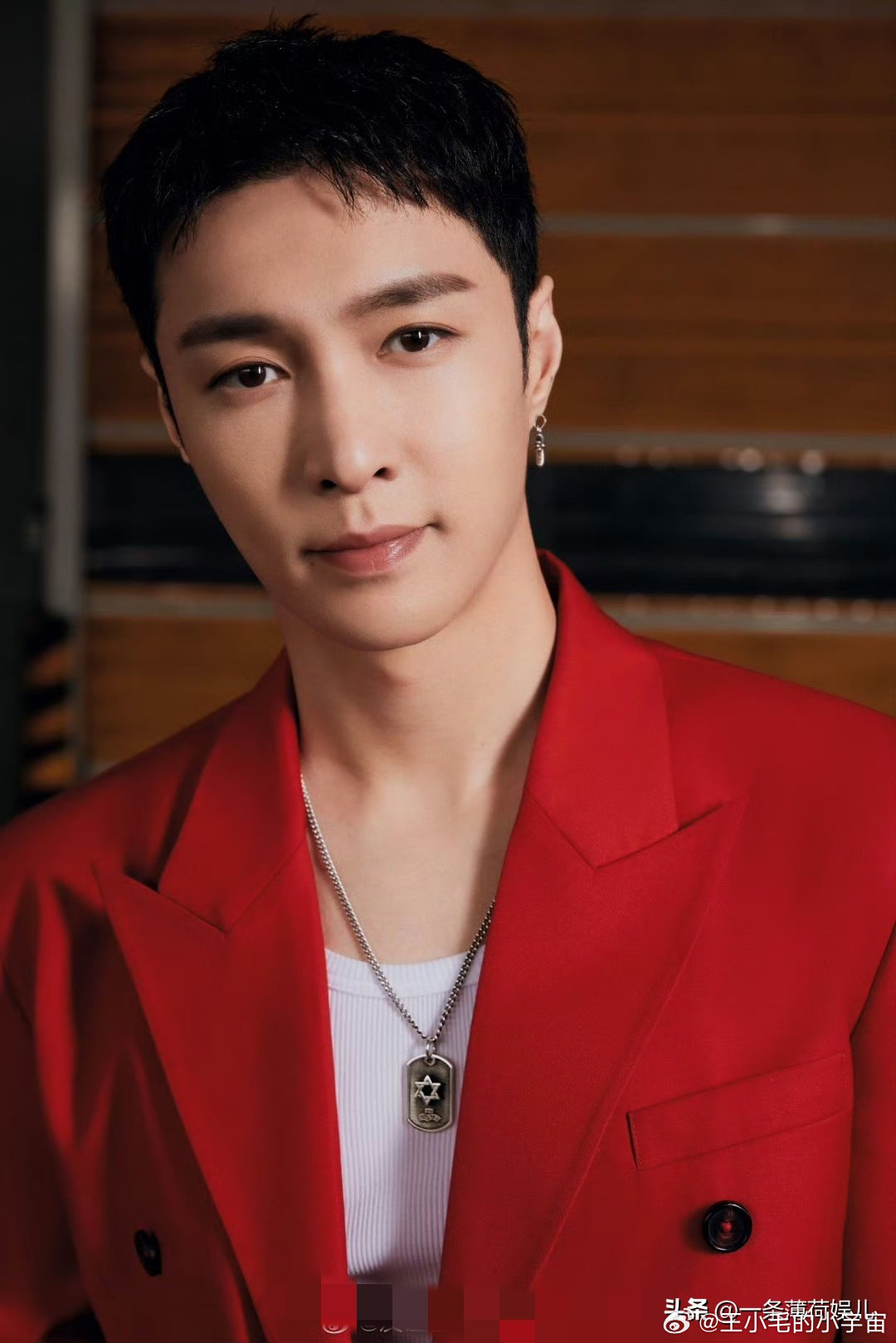 张艺兴就这样默默地被国家话剧院除名了？最近国话有一个大活动，很多国话演员给这个活