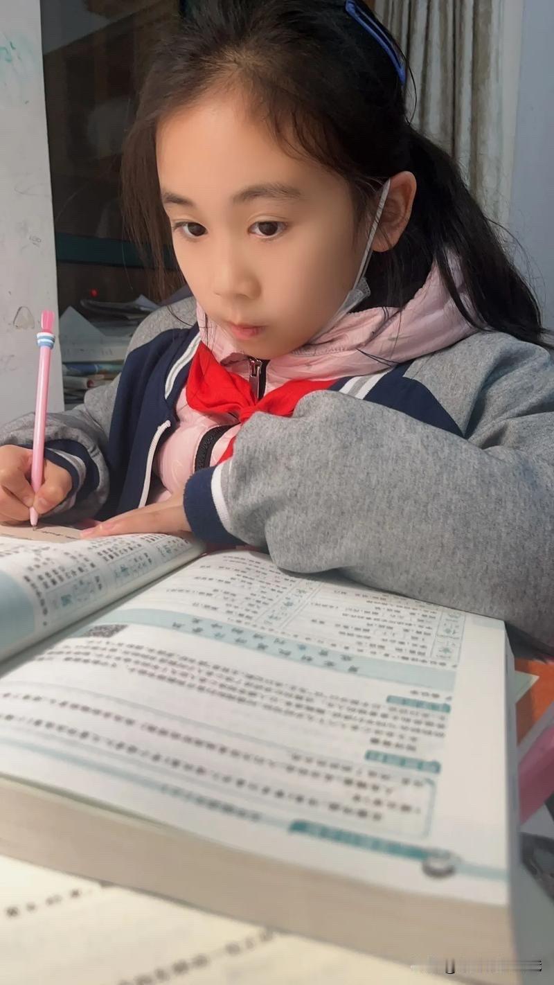 我看很多人数学和英语都超前学了，这样做应该没问题吧？看啥看，你看的一定不是学霸。
