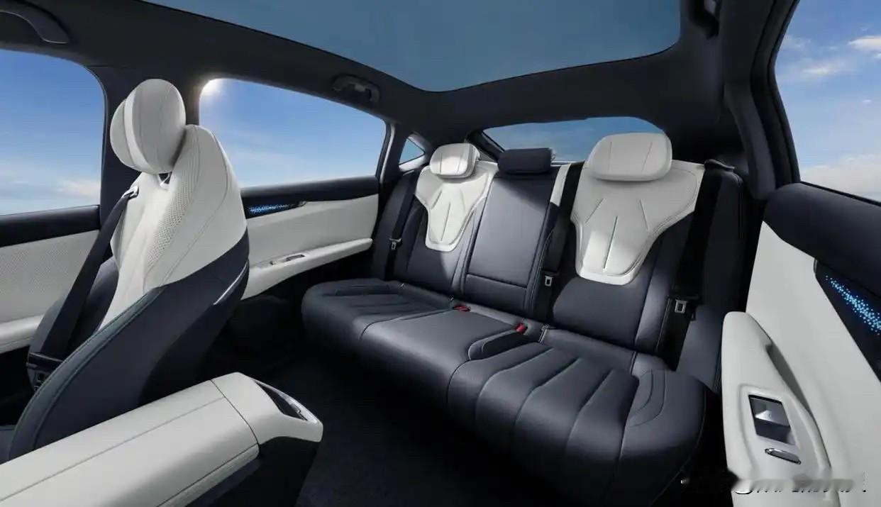 上汽通用五菱又有新产品诞生了！上汽通用五菱与华为深度合作打造的首款大型SUV∽